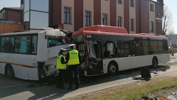Rzeszów: Zderzenie autobusów. Ponad 20 osób rannych