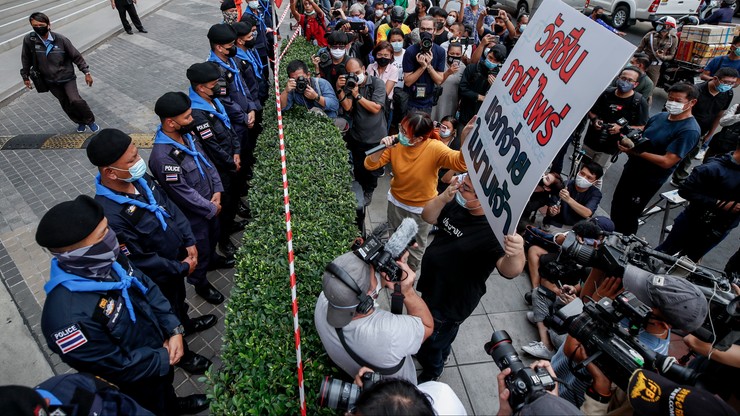 Tajlandia: rząd zamierza wydać miliony, by kontrolować prodemokratyczne protesty