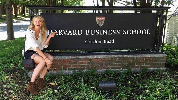 Szarapowa rozpoczyna studia w Harvard Business School