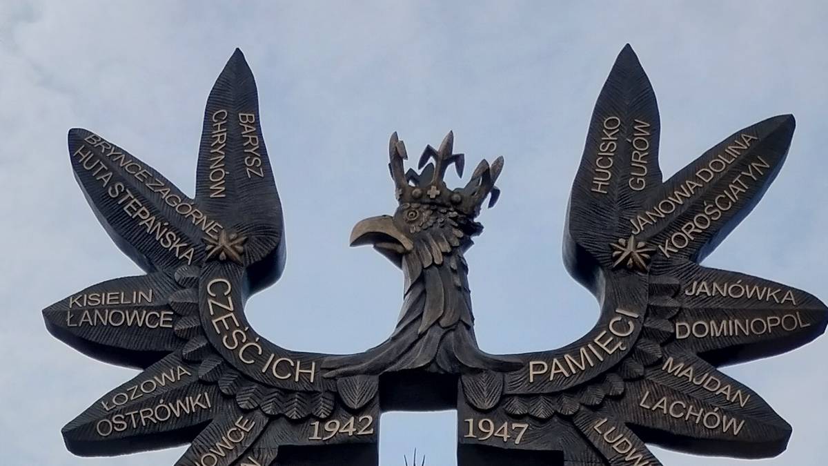 Zdewastowano pomnik "Rzeź Wołyńska". Policja szuka sprawcy