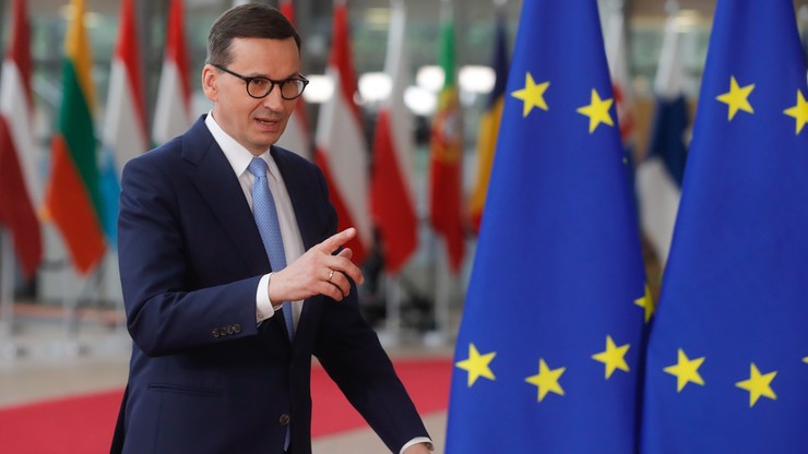 Wojna w Ukrainie. Mateusz Morawiecki na szczycie UE: skończmy kupować ropę od Rosji