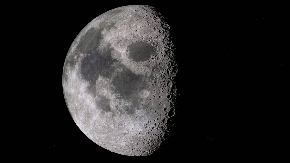 Chińczycy podbijają niewidoczną część Księżyca. "Historyczny moment"