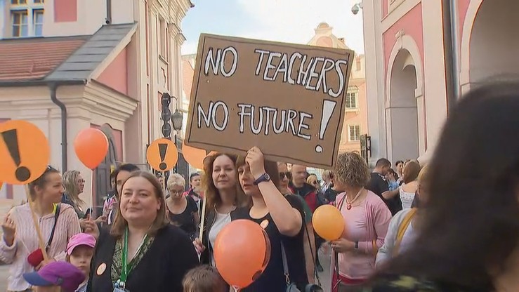 Wielkopolski kurator oświaty: nauczycielom nie można zapłacić za czas strajku